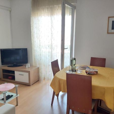Apartment Mirela ザダル エクステリア 写真
