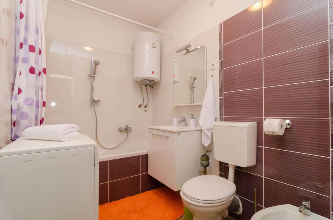 Apartment Mirela ザダル エクステリア 写真