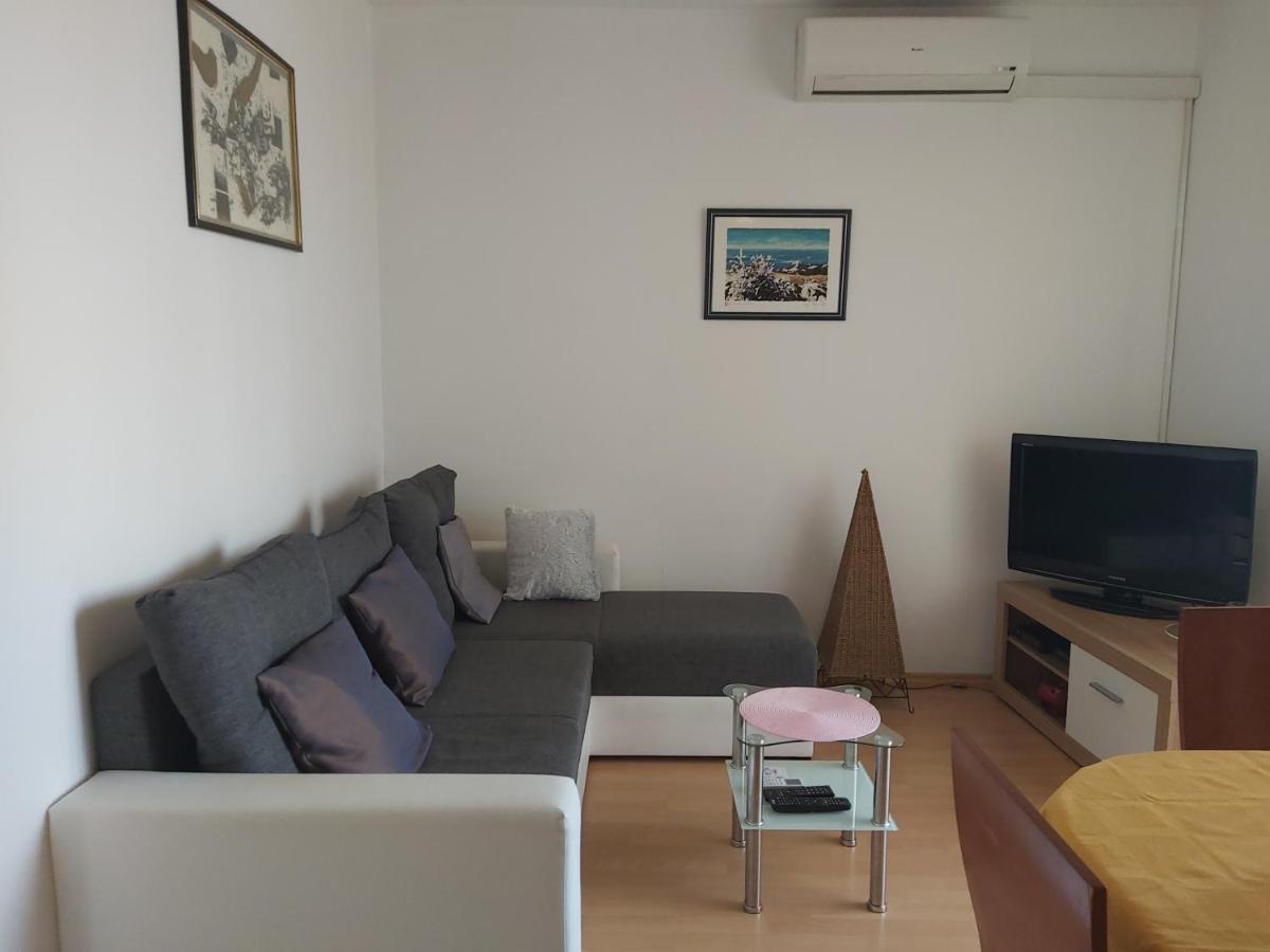 Apartment Mirela ザダル エクステリア 写真